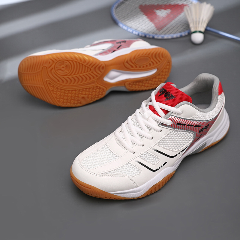 Yeni Badminton Ayakkabıları Er - Badminton Hall incelemesi ve fiyatı